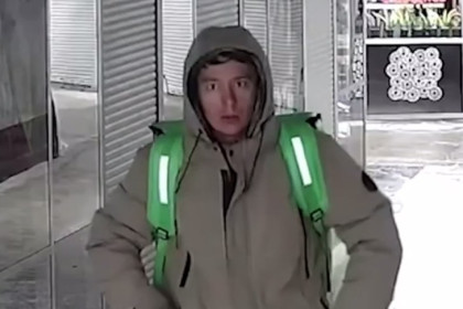 Купер осудил выходку курьера в переходе Новосибирского метрополитена