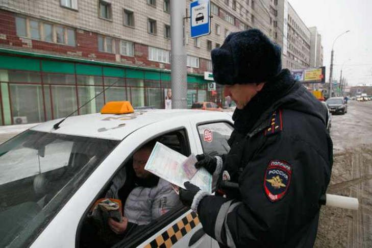Таксисту-грабителю вынесли приговор в Новосибирске 