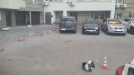 В Новосибирске женщина-водитель сбила ребёнка во дворе