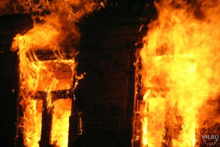 Два человека погибли при пожаре в Коченево 