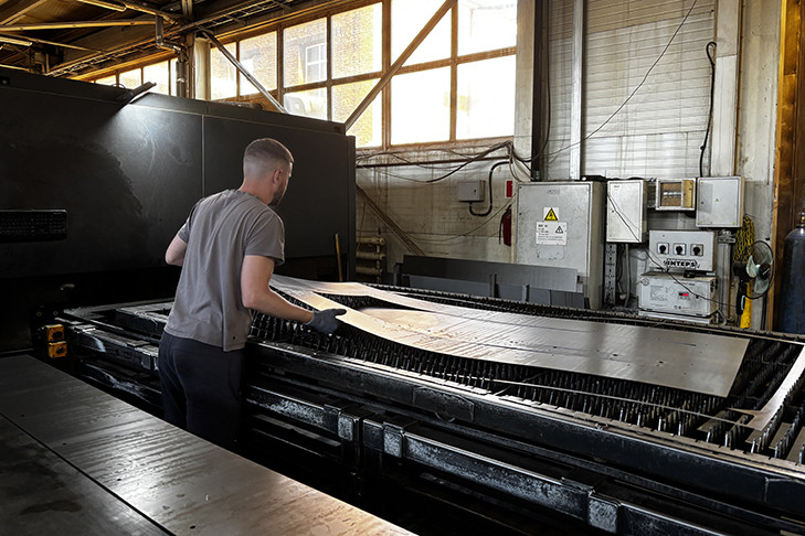 Новосибирская компания увеличит производство стальных дверей на 47%