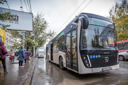 По решению Андрея Травникова увеличено областное софинансирование на новый общественный транспорт в Новосибирске