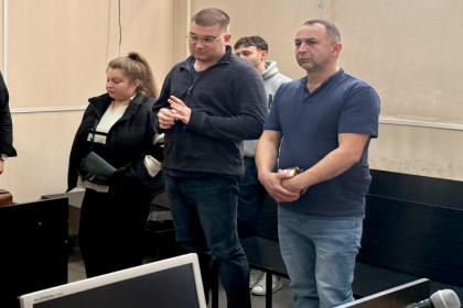 Суд не нашел оправданий напавшим на сотрудников ФСБ в ходе обыска в Новосибирске