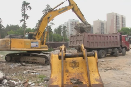 Долгострой снесли в Новосибирске: люди 20 лет ждали свои квартиры