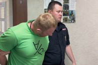 В СИЗО отправлен житель Оби, обвиняемый в жестоком убийстве женщины