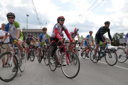 Губернатор одобрил проведение велопробега в день Сибирского фестиваля бега