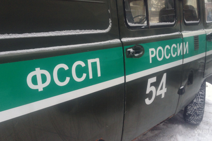Должник «телепортировался» из Томска для спасения автокрана
