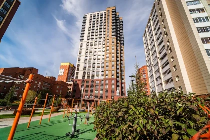 Три лифта сломалось в доме с ребенком-инвалидом на 16-м этаже в Новосибирске