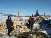 Юнармейцы-волонтеры из Убинского округа оказали помощь матери участника СВО