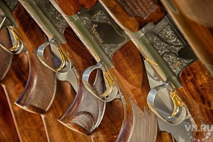 Раритетный нож нашли в багаже жителя Новосибирска, улетающего в ФРГ