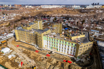 Министр Заблоцкий назвал дату открытия концессионных поликлиник в Новосибирске