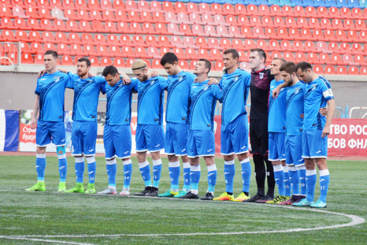 Футболистам «Сибири» четвертый месяц не платят зарплату