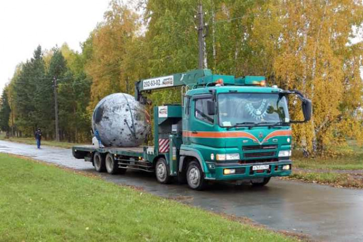 Капсулу космического корабля Юрия Гагарина доставили в Новосибирск