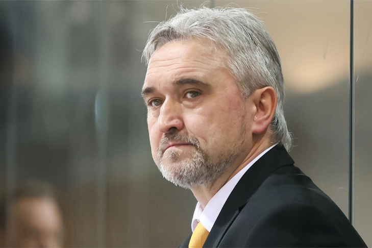 Главным тренером хоккейной команды «Сибирские Снайперы» стал Юрий Кузнецов