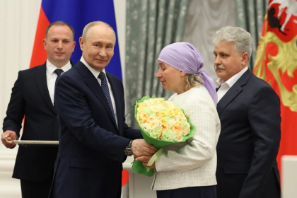 Владимир Путин лично наградил семью Дерягиных из Новосибирской области