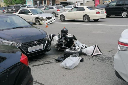 Байкер на Ducati погиб в центре Бердска на улице Ленина 