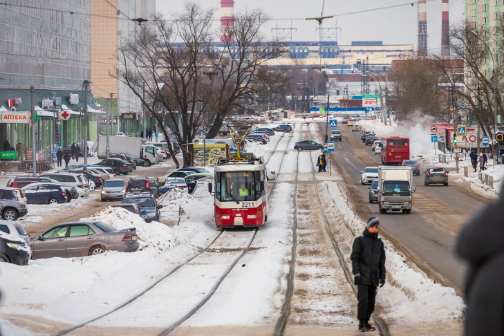 Трамваи №15 и 18 поменяют маршруты из-за перекрытия площади Труда в Новосибирске
