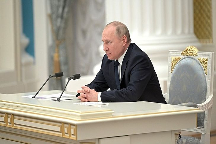Президент РФ подписал Указ о единовременных выплатах командированным на Донбасс
