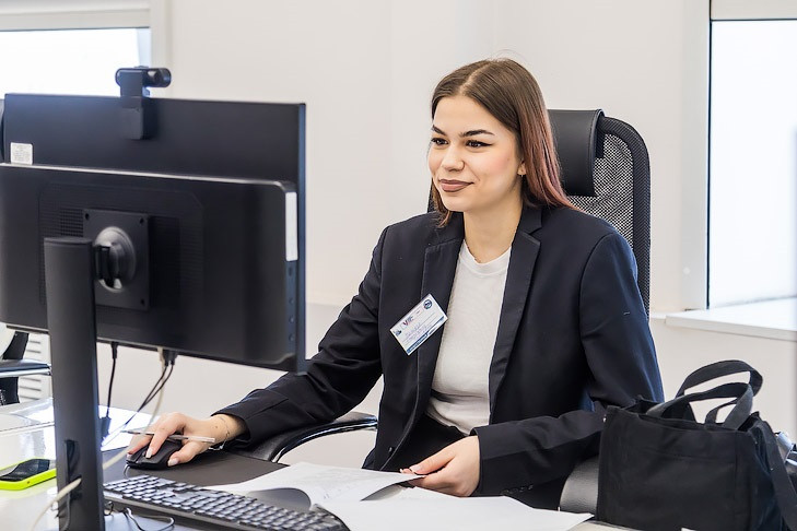 В Новосибирской области заметно чаще искали администраторов на подработку