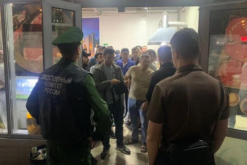 Силовики среди ночи нагрянули в ресторан «Искандер» в Новосибирске