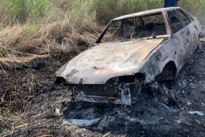 Труп 19-летнего парня найден в сгоревшем автомобиле около Чанов