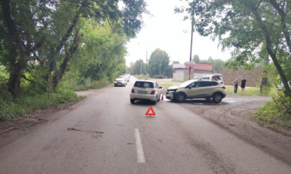 Младшему годик: два малыша пострадали в ДТП в Новосибирске