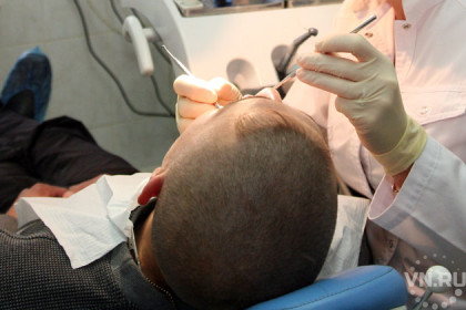 Парня парализовало после визита к стоматологу в Бердске