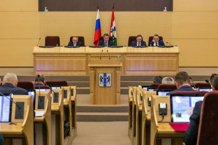 На 272 млрд рублей наказов набрали депутаты Заксобрания Новосибирской области  