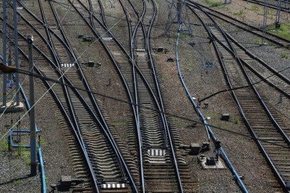 Пять поездов идут в Новосибирск с опозданием из-за крушения на Транссибе