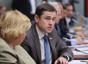 Депутат Аксёненко прокомментировал избиение продавца в ТЦ Новосибирска