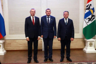 Первые лица региона вручили награды выдающимся землякам Новосибирской области