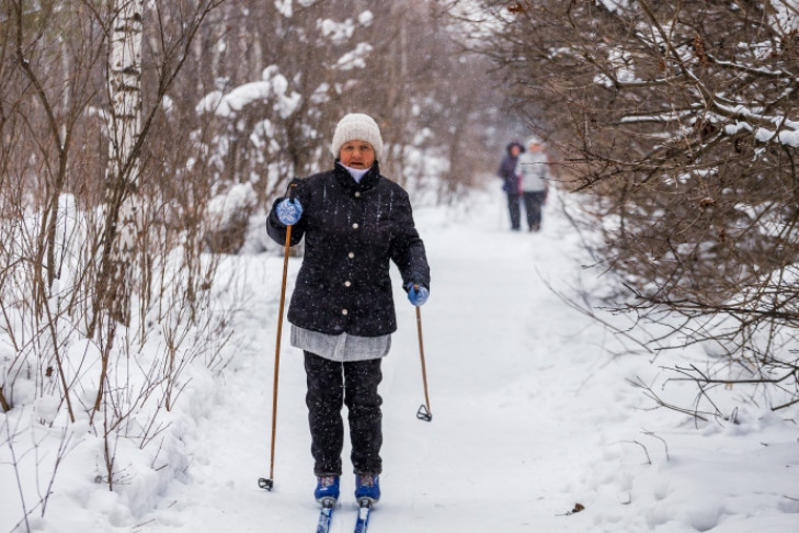 Читать и ходить на лыжах советуют новосибирцам, которые впали в депрессию после праздников