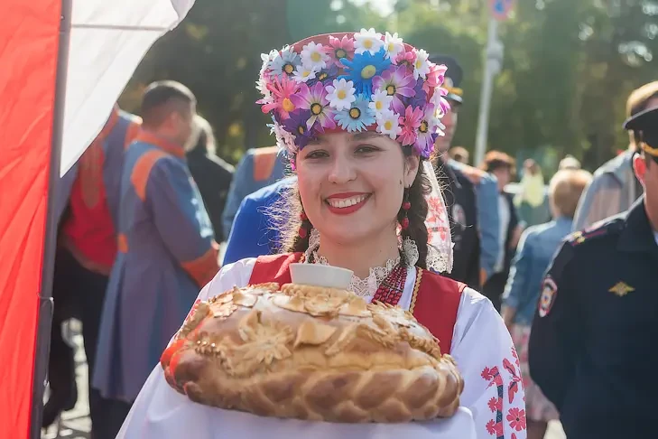 Бабье лето до 28 сентября продлили в Новосибирске метеорологи Яндекс Погоды