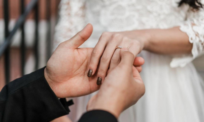 Не берут замуж? 6 верных признаков венца безбрачия