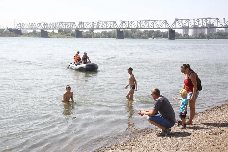 Теплая погода сменит дожди и грозы в Новосибирске