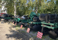В Новосибирской области наградили десантников-пожарных и вручили новую технику лесхозам