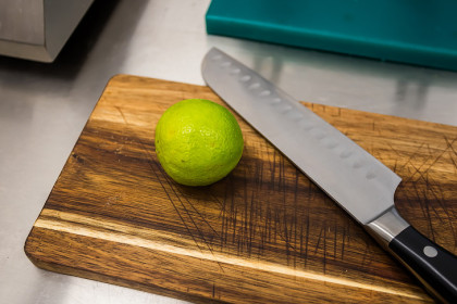 Разделочной доской в пьяной драке убили жительницу села под Новосибирском