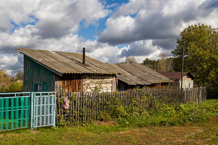 Суд в Барабинске взыскал с многодетной матери часть выплат за дом