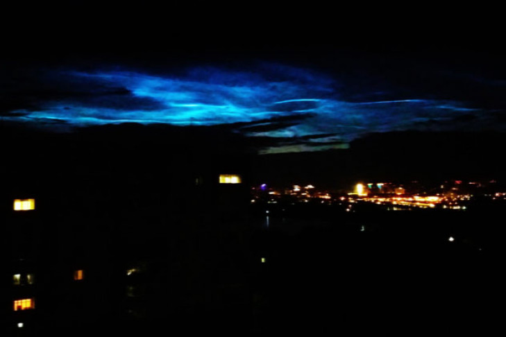 Мезосферные облака снял фотограф над Новосибирском 