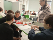 Погружение в науку: обучающиеся школ Северного округа ставили эксперименты в «Точке роста»