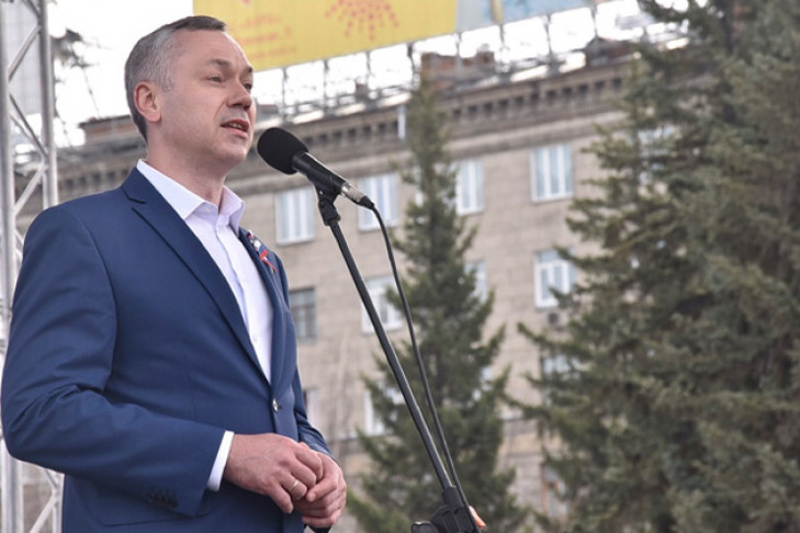 Первомайские выходные врио губернатора Андрей Травников посвятил работе