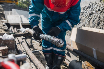 Центр Новосибирска остался без света из-за повреждения электрокабеля