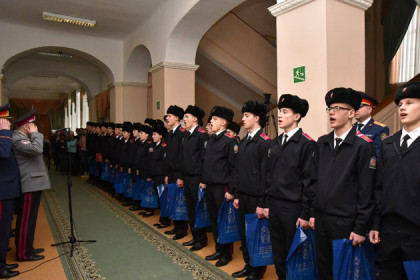 Новосибирские кадеты приняли присягу