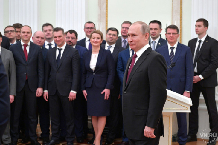 О встрече Президента РФ с семью руководителями регионов рассказал Андрей Травников 