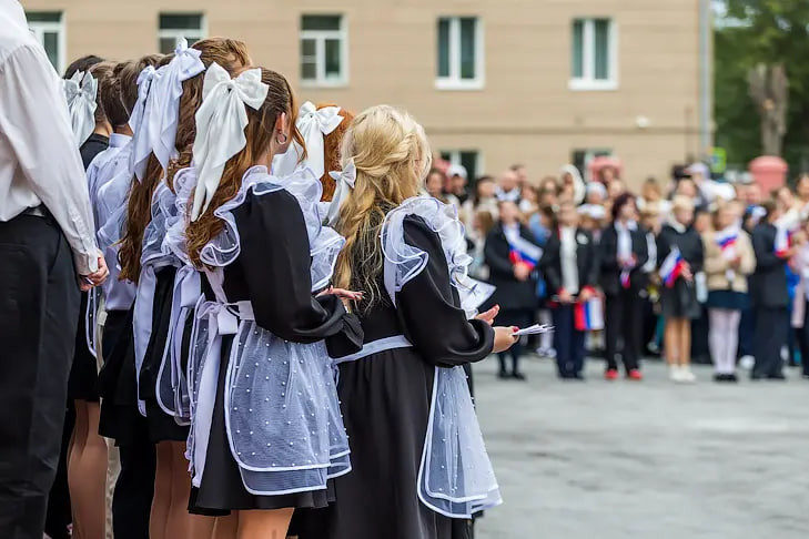 Министр Жафярова прокомментировала введение ГОСТа на школьную форму