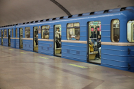 Движение поездов в новосибирском метро восстановили после сбоя