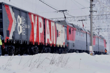 Первый тяжеловозный поезд с углем отправили из Новосибирска на Дальний Восток