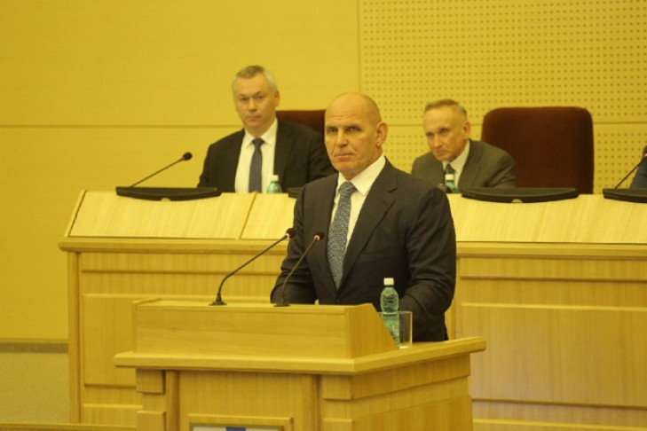 Александр Карелин избран сенатором от областного парламента