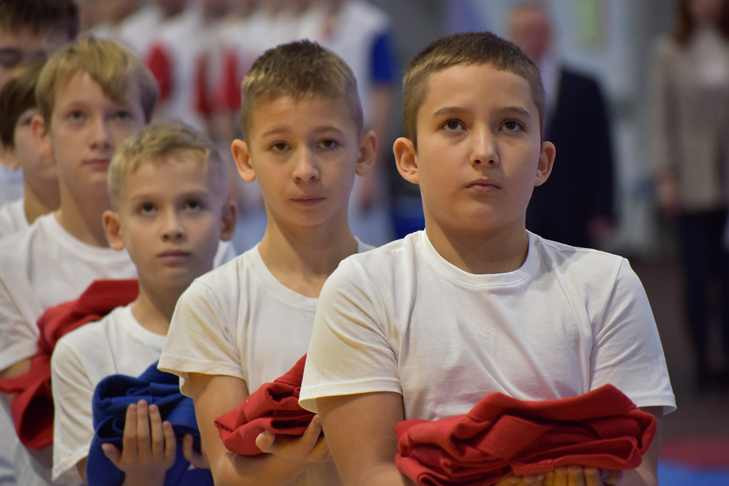 Спортсмены из ДНР стали участниками Дня самбо в Новосибирске