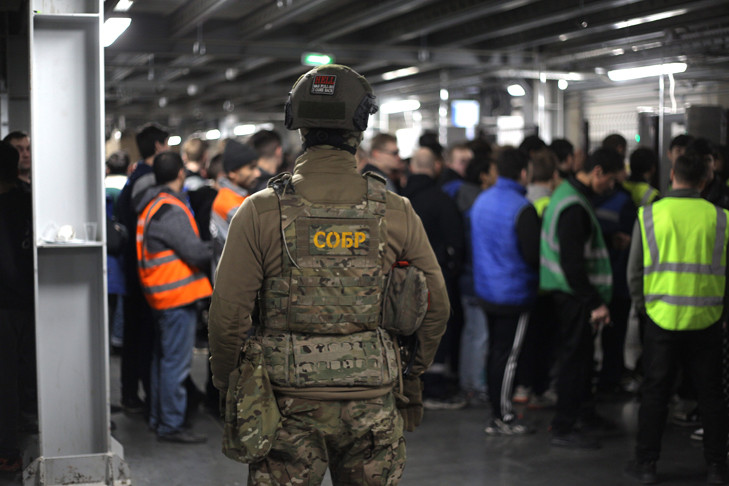 Группировка покровителей нелегальных мигрантов отдана под суд в Новосибирске